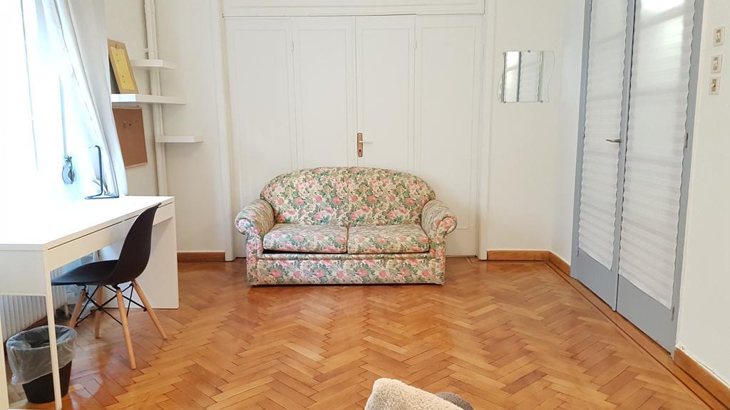 Errathens Pine Red And Taupe - Athens Center Lejlighed Eksteriør billede